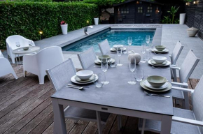 Chez Sabine et Eric Maison pour 6 personnes avec piscine chauffée